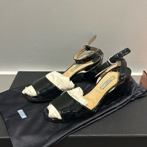 Prada black patent leather sandals size 37